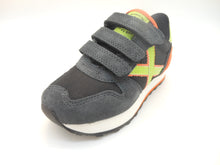 Carica l&#39;immagine nel visualizzatore di Gallery, Sneakers bambino-super comode-suede nero-triplo velcro | Munich
