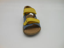 Carica l&#39;immagine nel visualizzatore di Gallery, Super comoda-Naturino-Sandalo bambino-vera pelle-velcro | alberodellescarpe.it
