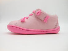 Carica l&#39;immagine nel visualizzatore di Gallery, Scarpa primi passi Camper,pelle rosa,
