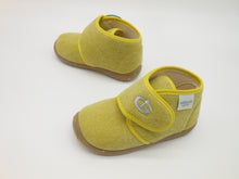 Carica l&#39;immagine nel visualizzatore di Gallery, Pantofola bambino Grunland-cotone-giallo
