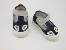 Carica l&#39;immagine nel visualizzatore di Gallery, Pantofola bambino-primi passi-2 occhietti-cotone  | made in Italy
