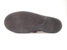 Carica l&#39;immagine nel visualizzatore di Gallery, Ballerina bambina-Friulana in velluto rosso-laccetto con velcro in vernice nero | Albero delle scarpe
